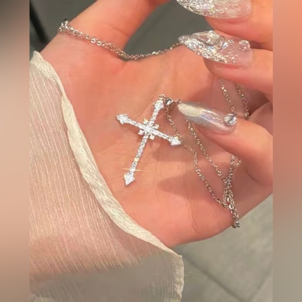 Sparkling Cross Pendant Necklace Inlaid Synthetic Gems Adjustable with Gift‎ Box